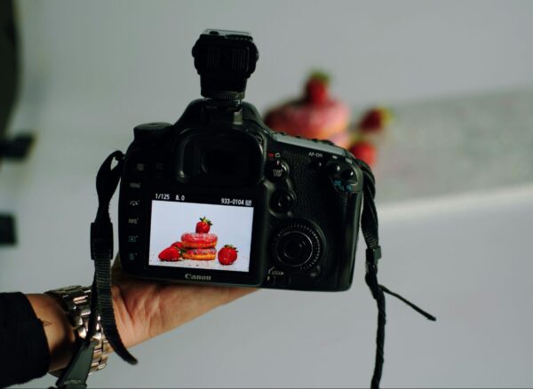 High-quality Amazon product photography setup with professional lighting, white background, and e-commerce camera gear.